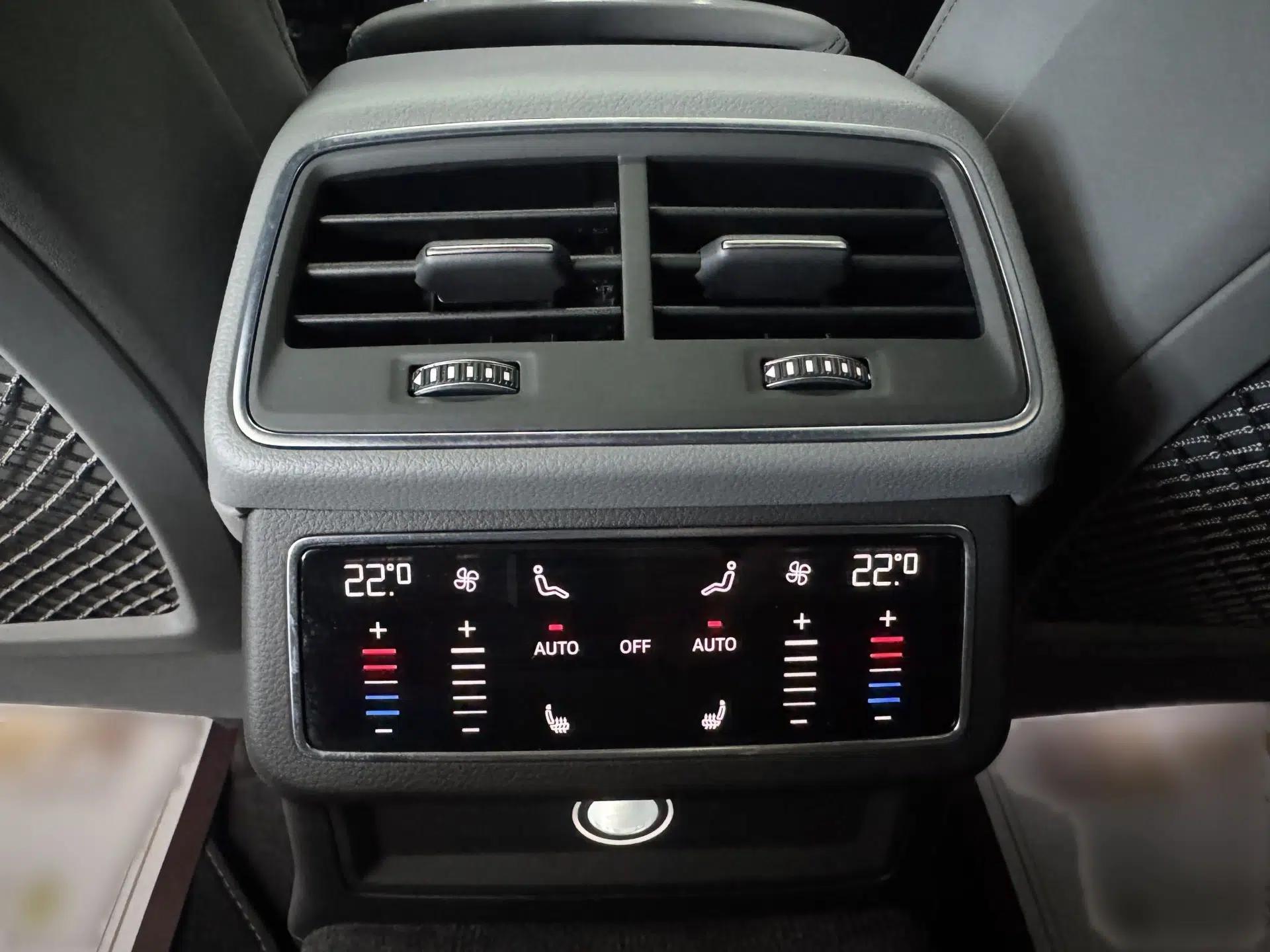 Audi A6L 2021 55 TFSI quattro Prestige Dynamic Edition — миниатюра 14