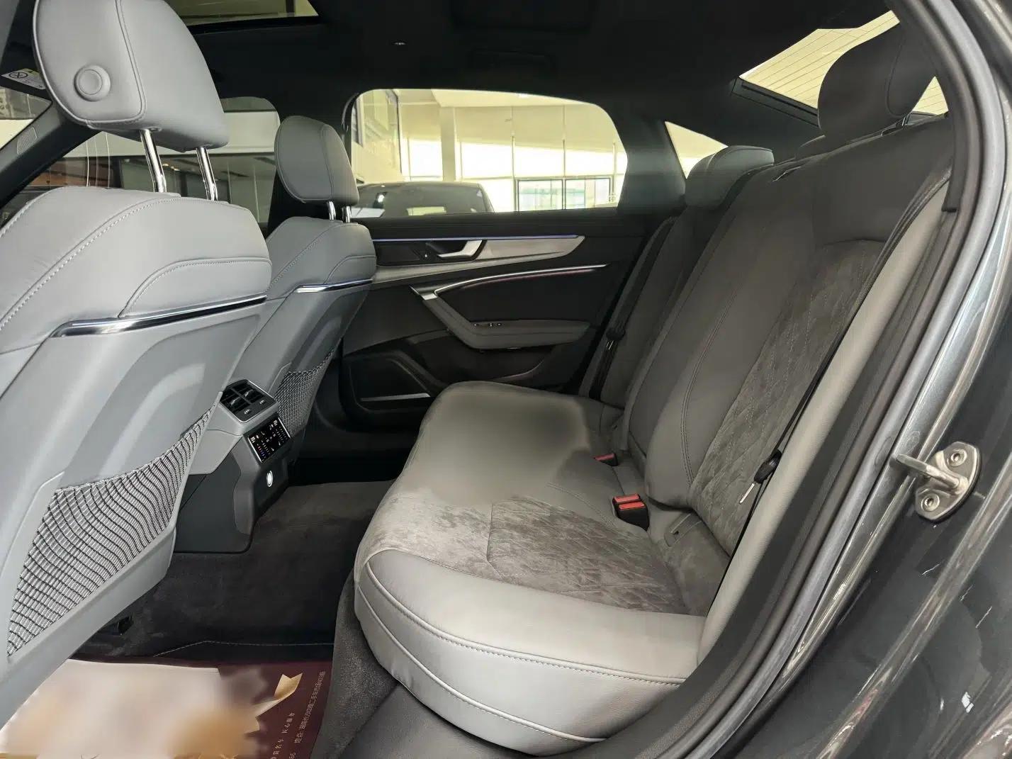 Audi A6L 2021 55 TFSI quattro Prestige Dynamic Edition — миниатюра 17