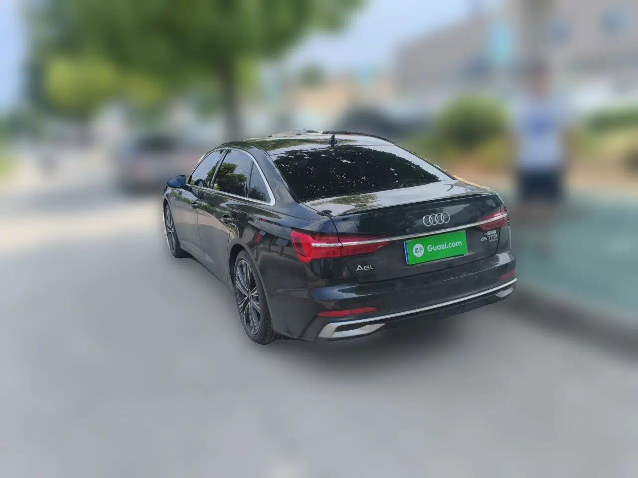 Audi A6L 2025 45 TFSI quattro Prestige Dynamic Edition + Premium Package — миниатюра 4