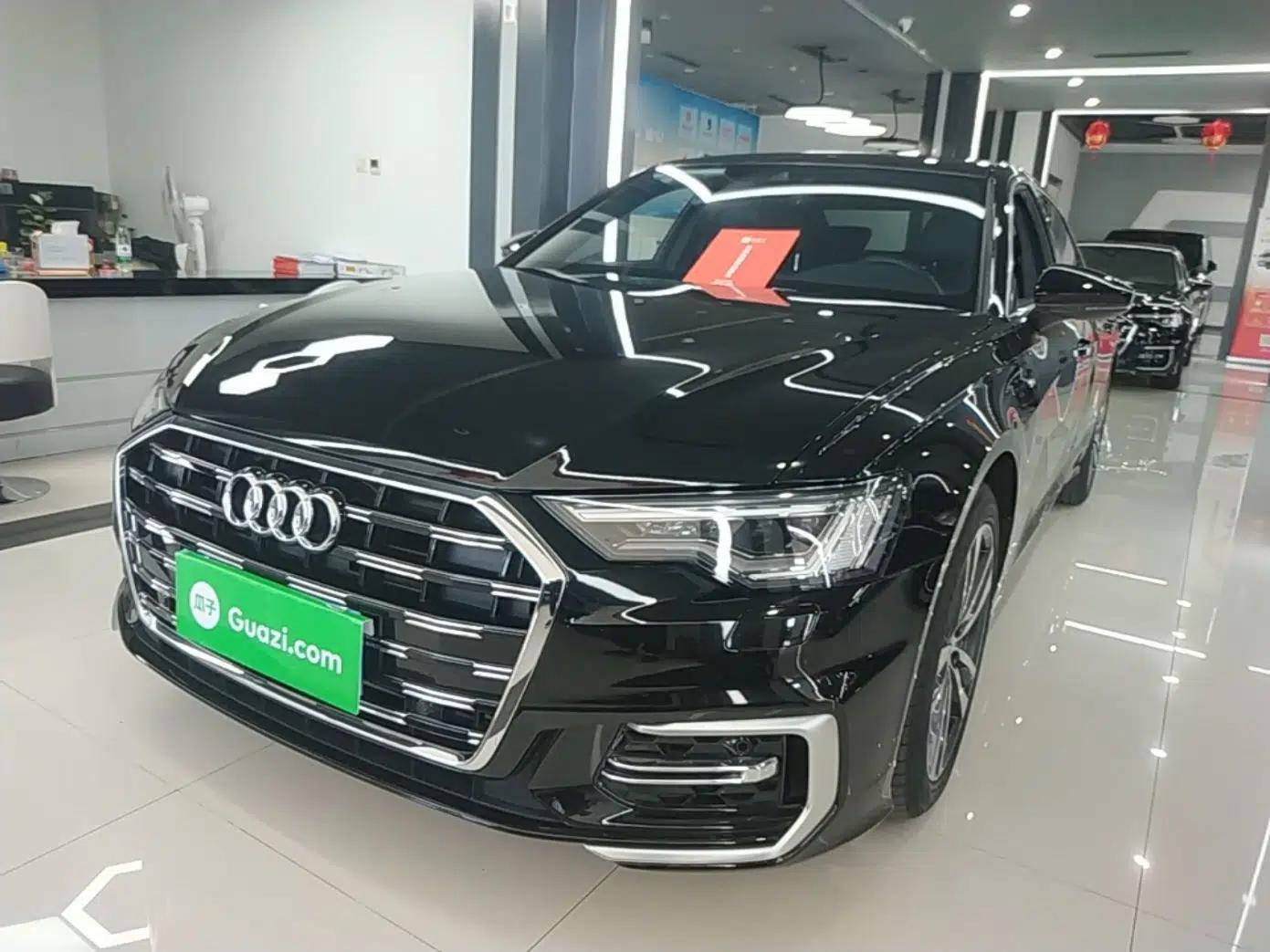 Audi A6L 2025 Revised 40 TFSI Luxury Dynamic Edition — миниатюра 1