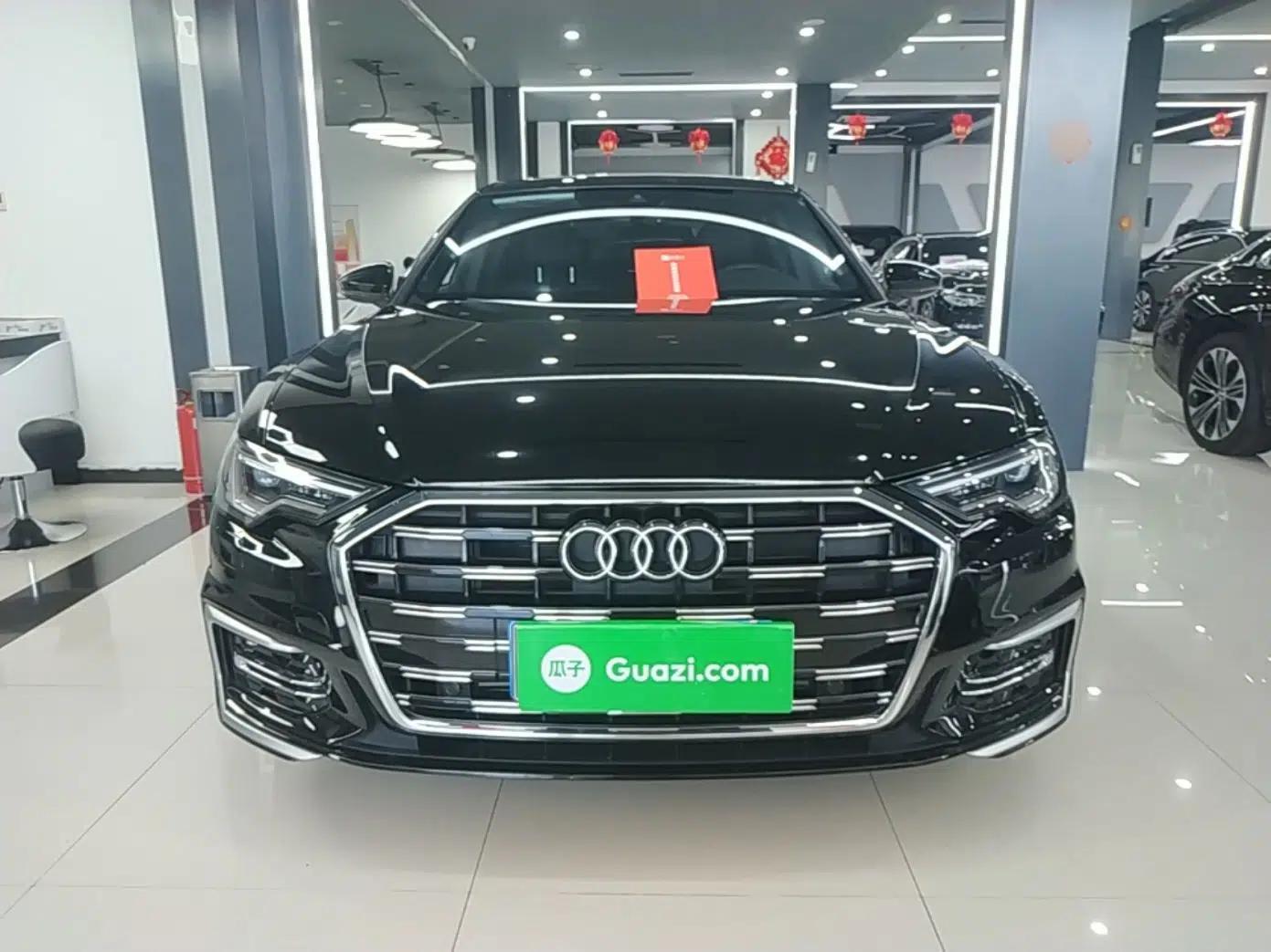 Audi A6L 2025 Revised 40 TFSI Luxury Dynamic Edition — миниатюра 2
