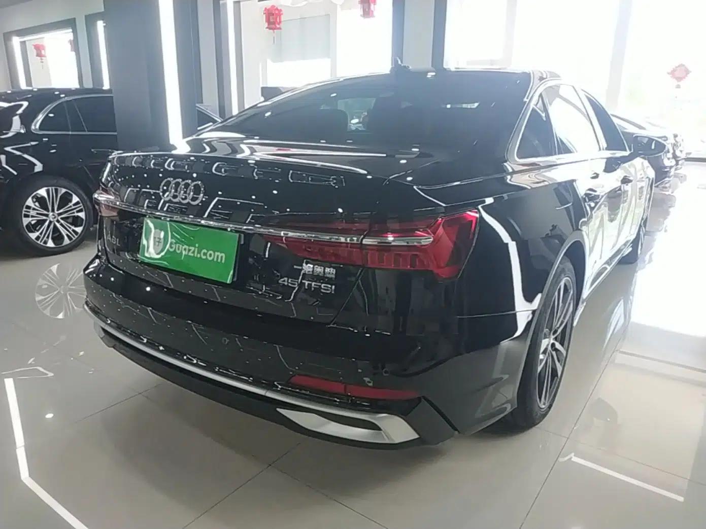 Audi A6L 2025 Revised 40 TFSI Luxury Dynamic Edition — миниатюра 6