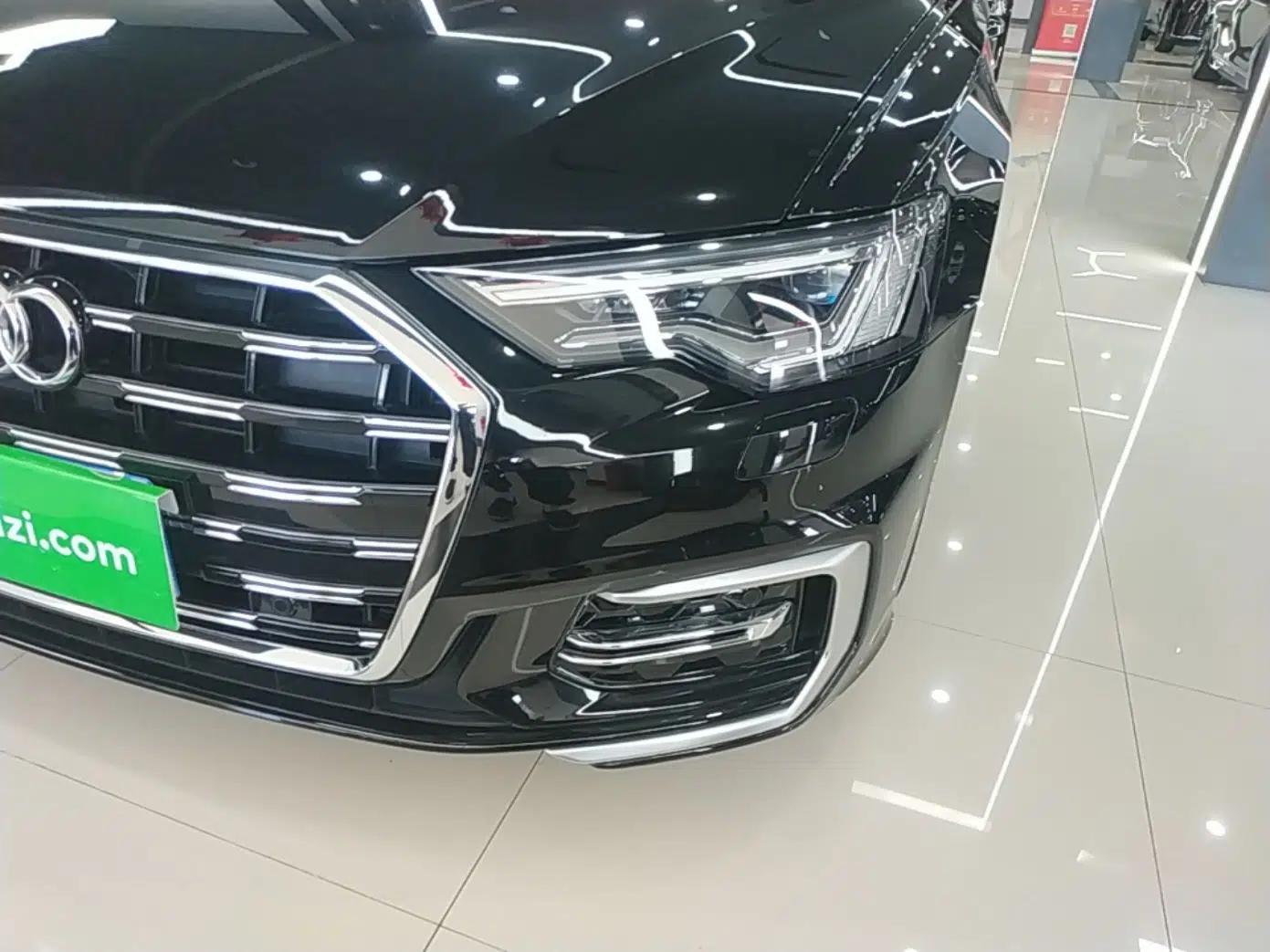 Audi A6L 2025 Revised 40 TFSI Luxury Dynamic Edition — миниатюра 8