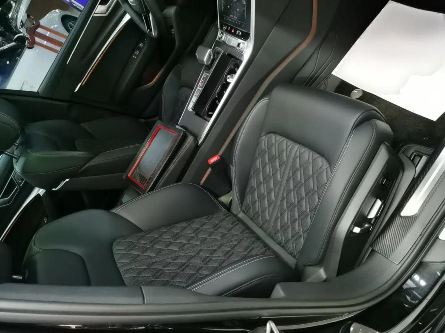 Audi A6L 2026 45 TFSI quattro Prestige Dynamic Edition — миниатюра 19