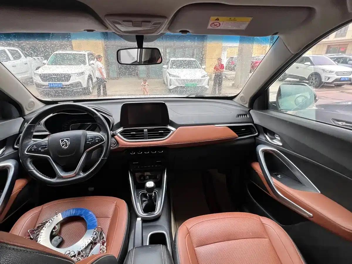 Baojun 510 2017 1.5L Manual Deluxe Edition — миниатюра 5