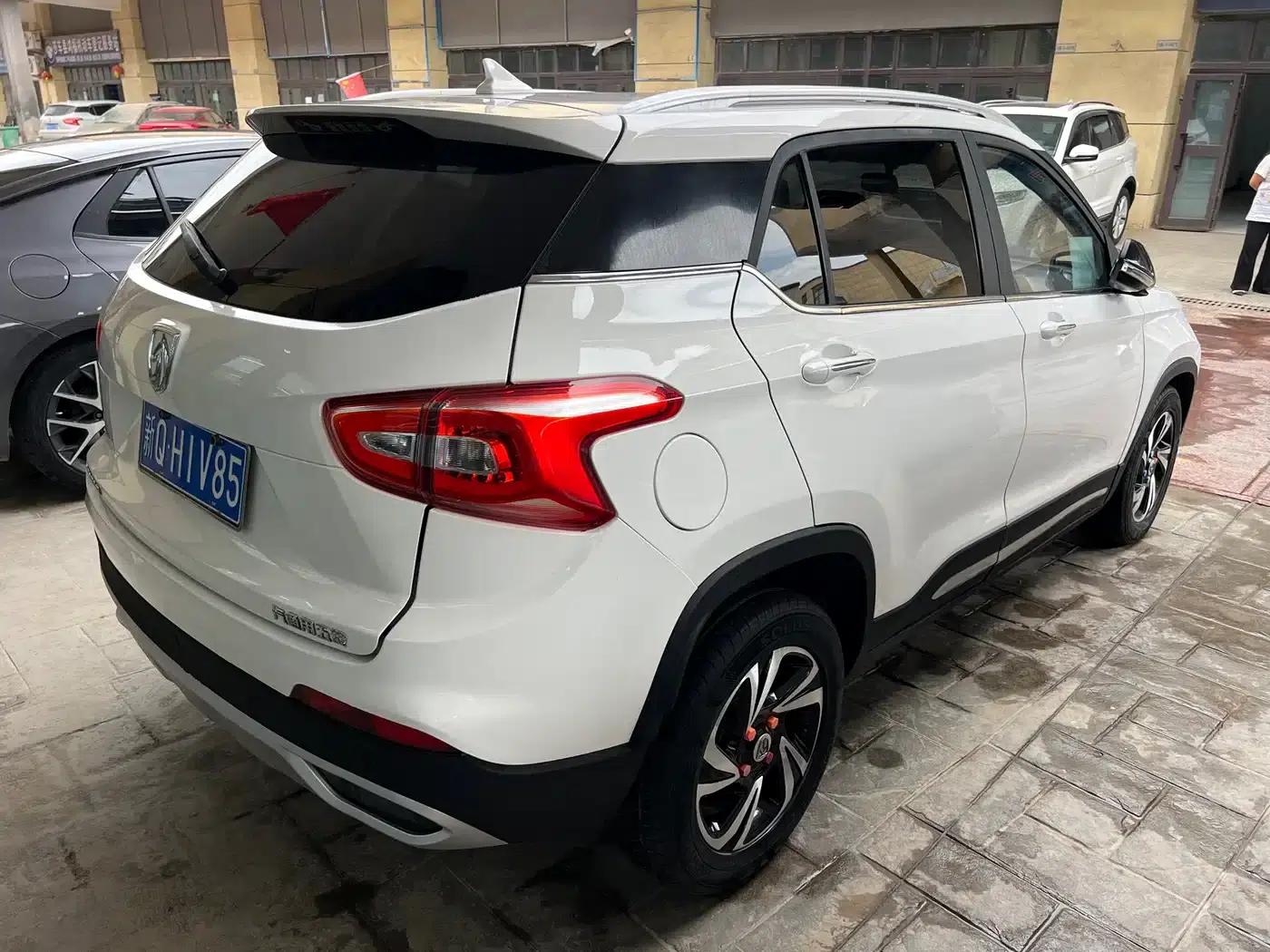 Baojun 510 2017 1.5L Manual Deluxe Edition — миниатюра 8