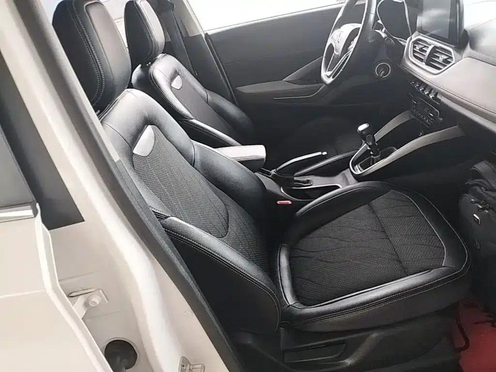 Baojun 510 2017 1.5L Manual Fashion Edition — миниатюра 25