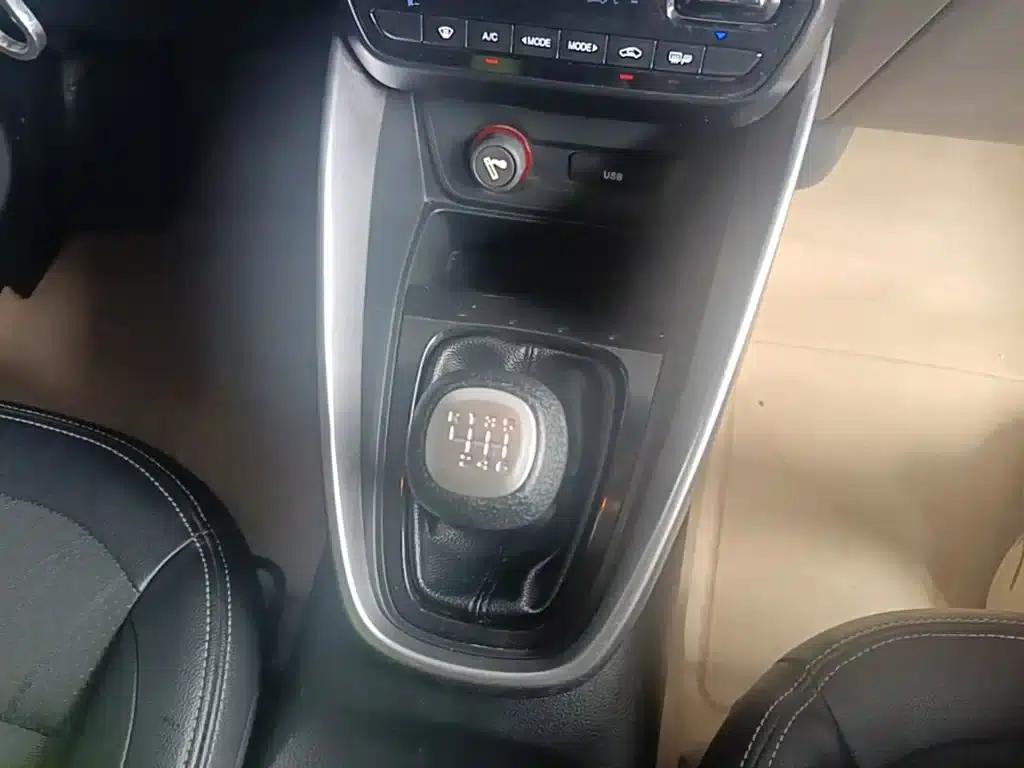 Baojun 510 2017 1.5L Manual Fashion Edition — миниатюра 14
