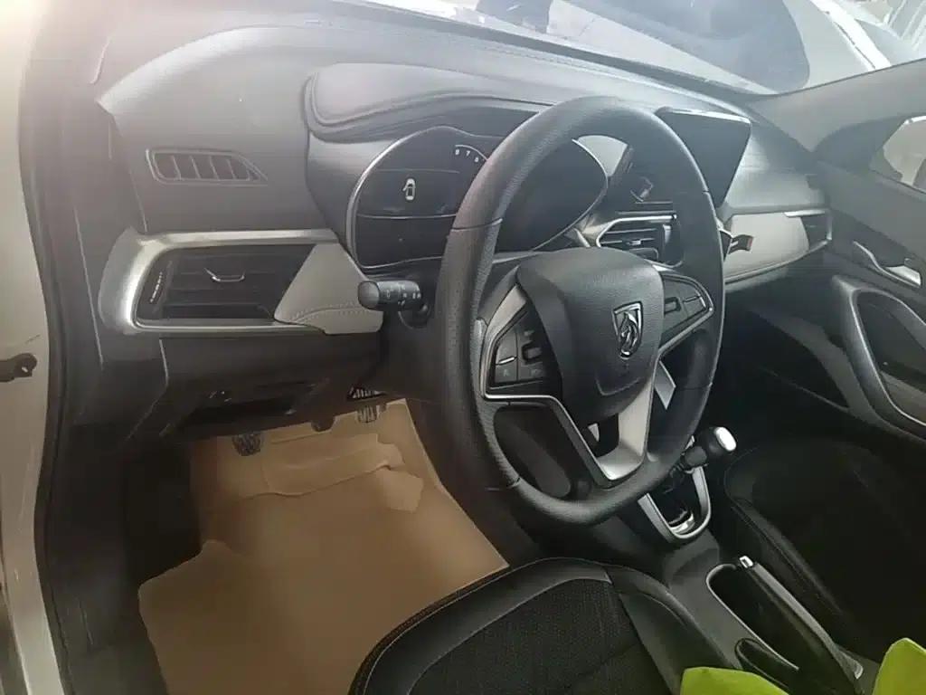 Baojun 510 2017 1.5L Manual Fashion Edition — миниатюра 10
