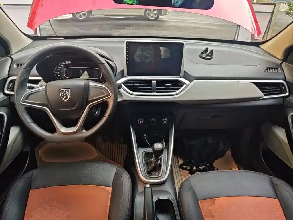 Baojun 510 2017 1.5L Manual Comfort Model — миниатюра 10