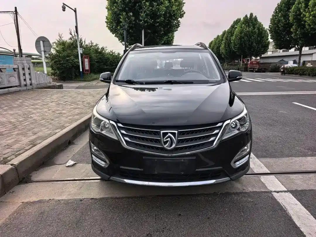 Baojun 560 2016 1.8L iAMT Luxury Edition — миниатюра 2