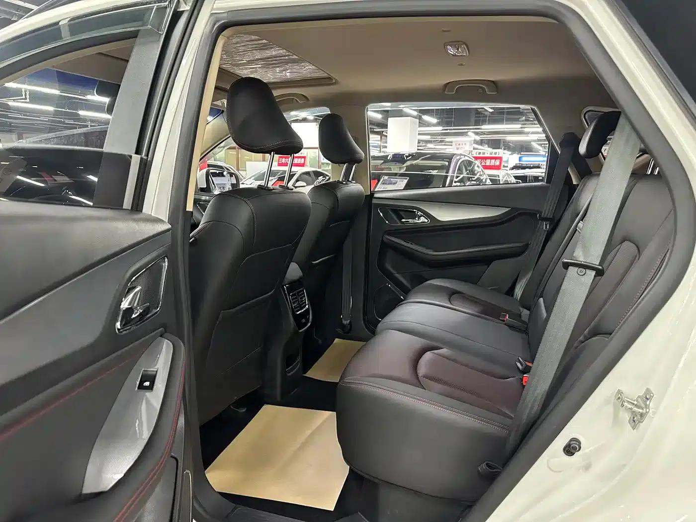 Baojun 560 2016 1.8L iAMT Luxury Edition — миниатюра 16