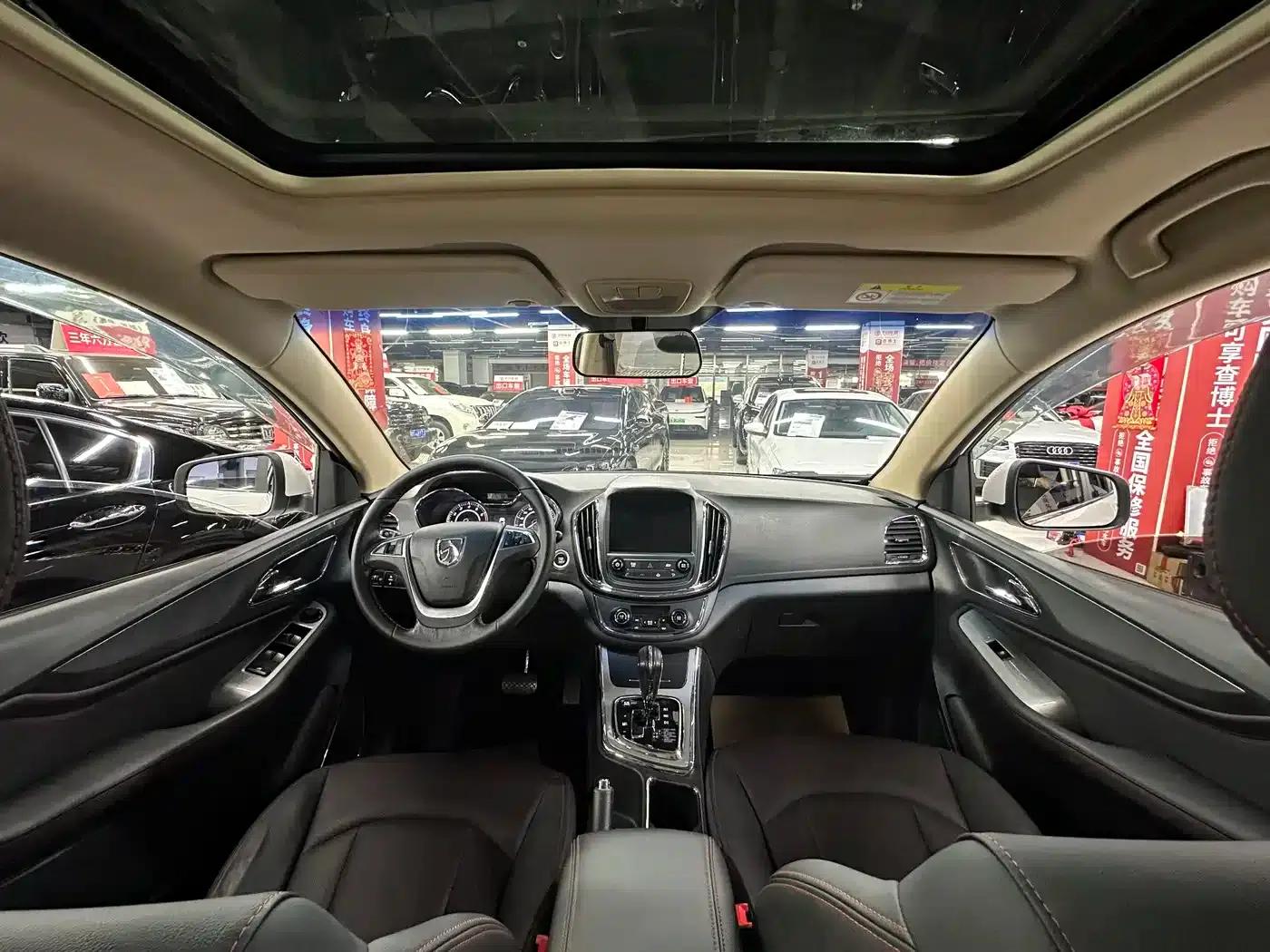 Baojun 560 2016 1.8L iAMT Luxury Edition — миниатюра 17