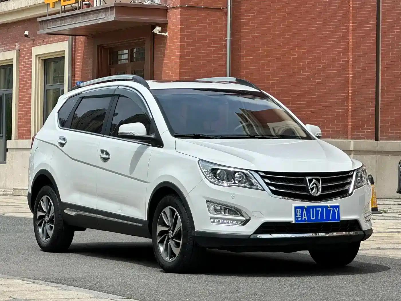 Baojun 560 2016 1.8L iAMT Luxury Edition — миниатюра 3