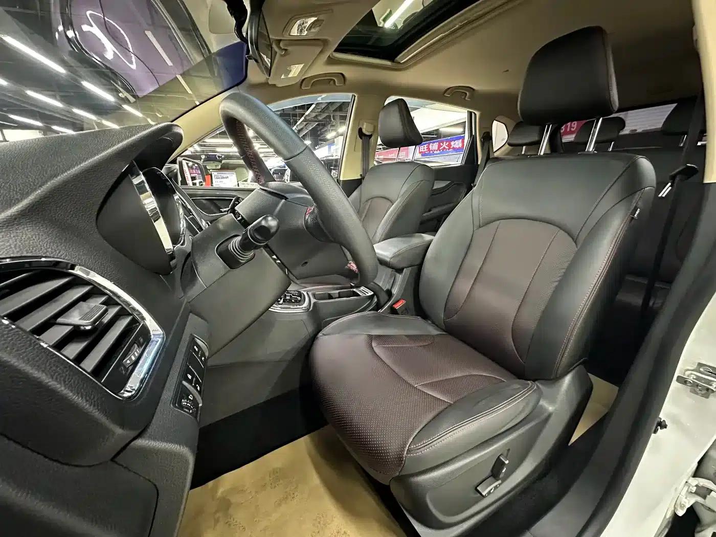 Baojun 560 2016 1.8L iAMT Luxury Edition — миниатюра 26
