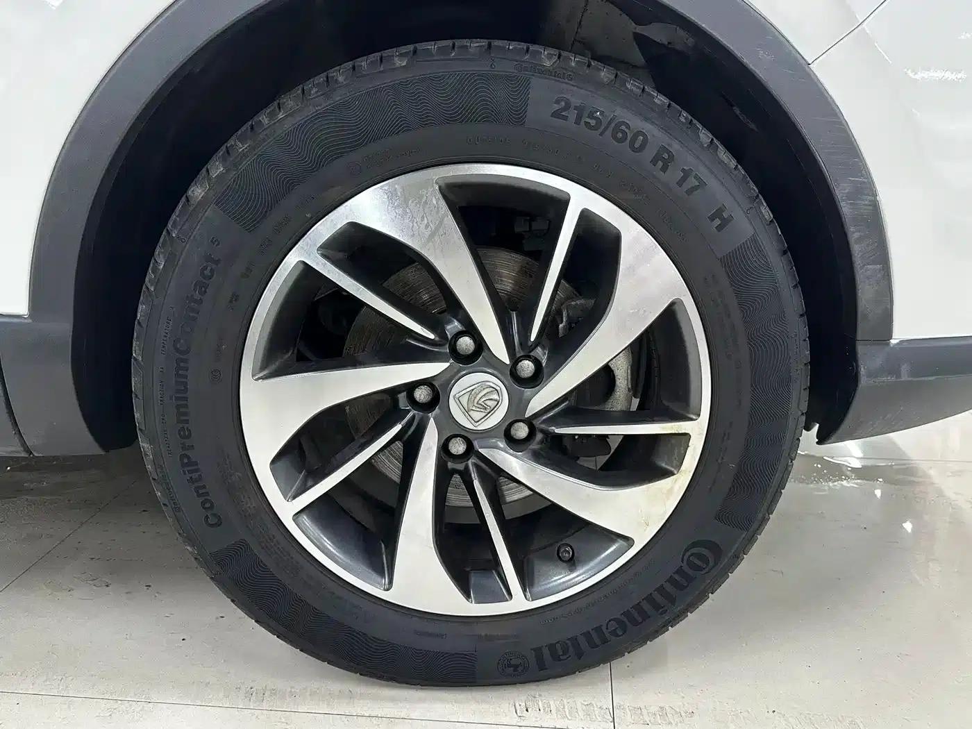 Baojun 560 2016 1.8L iAMT Luxury Edition — миниатюра 10