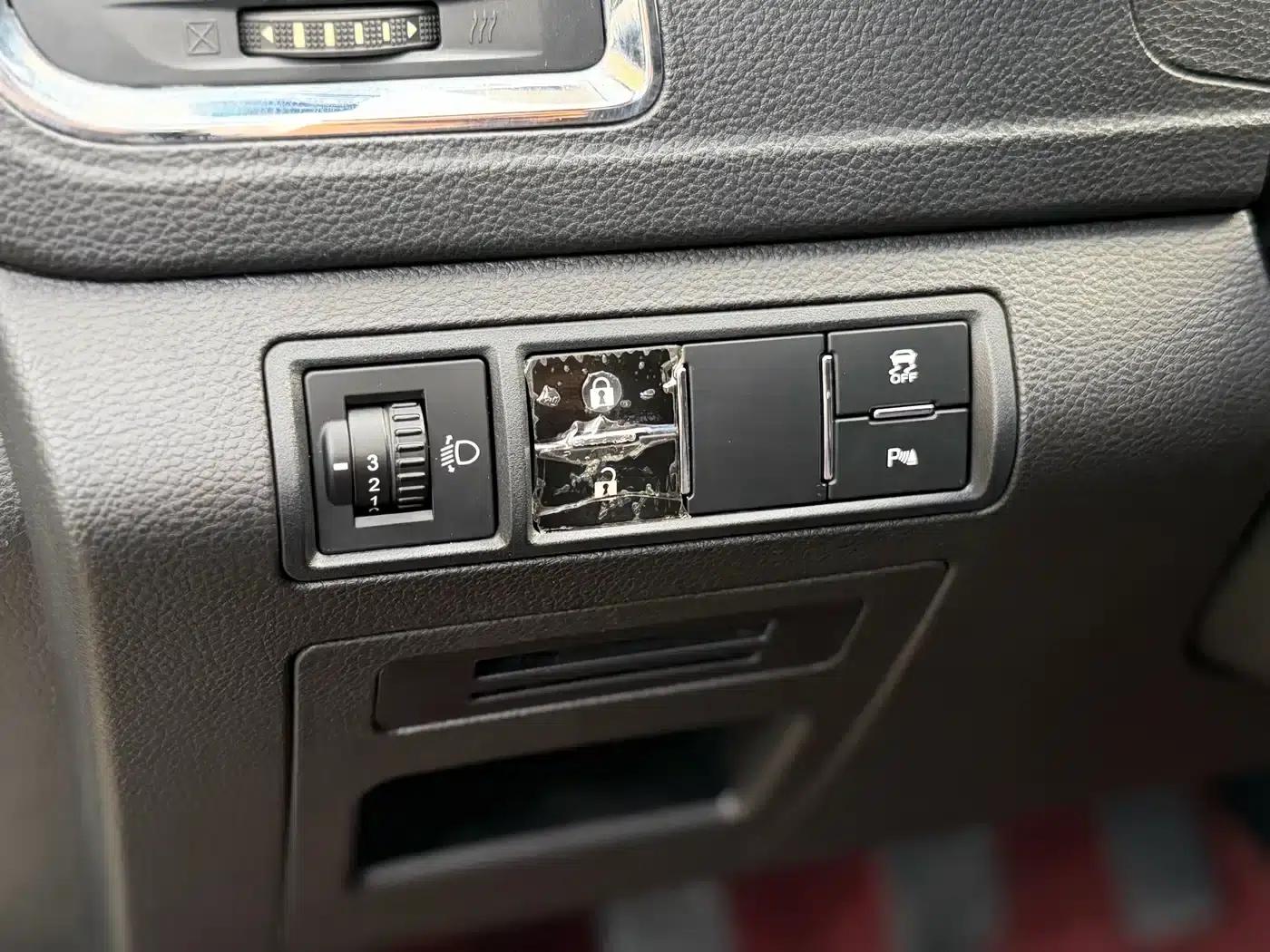Baojun 560 2015 1.8L Manual Deluxe Edition — миниатюра 10