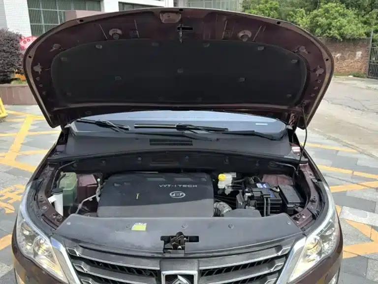 Baojun 560 2016 1.8L Manual Deluxe Edition — миниатюра 13