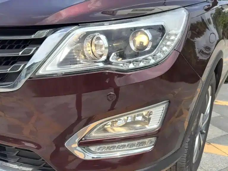 Baojun 560 2016 1.8L Manual Deluxe Edition — миниатюра 15