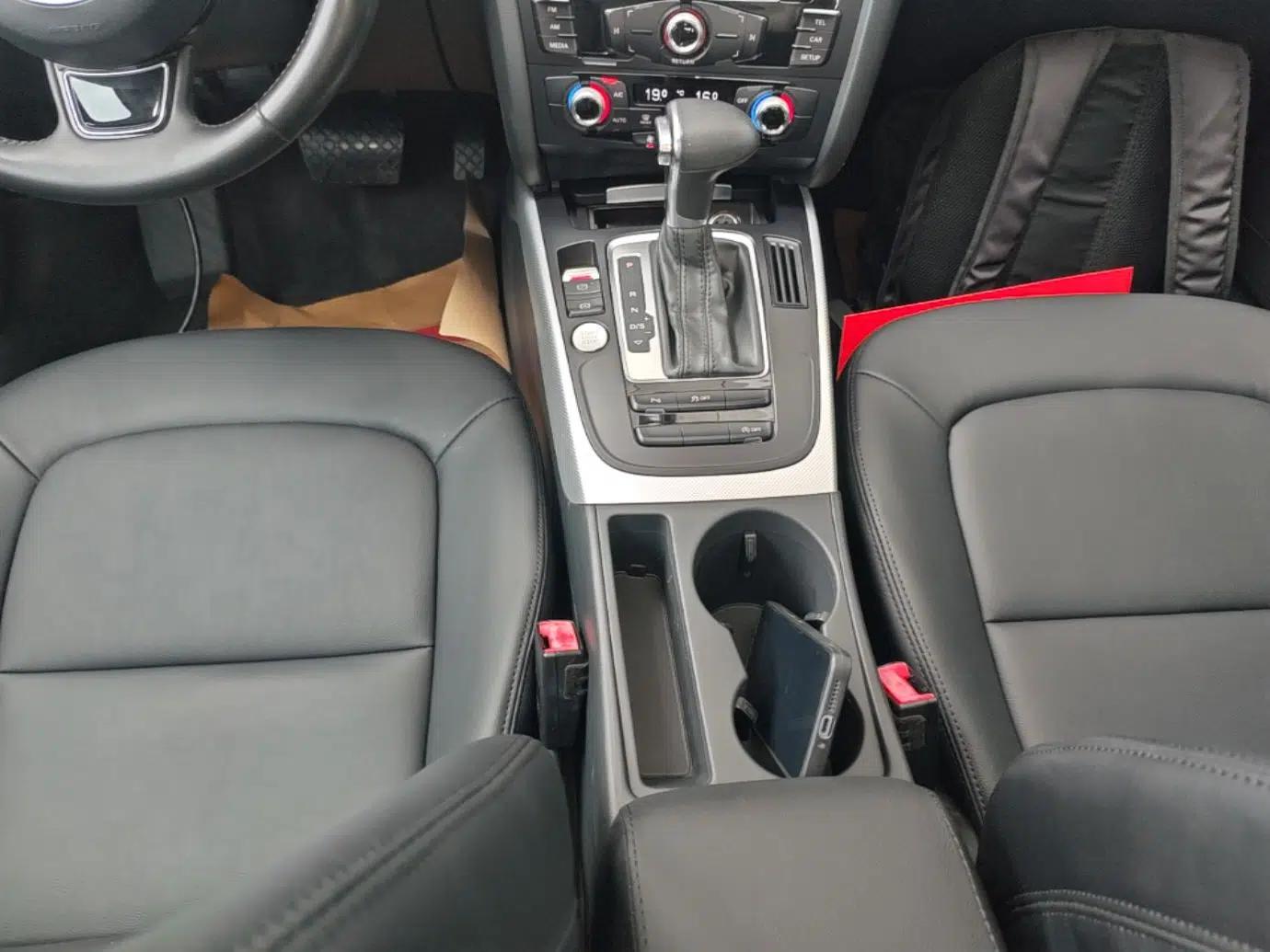 Audi A4L 2016 35 TFSI Collector's Edition Automatic Standard Model — миниатюра 16