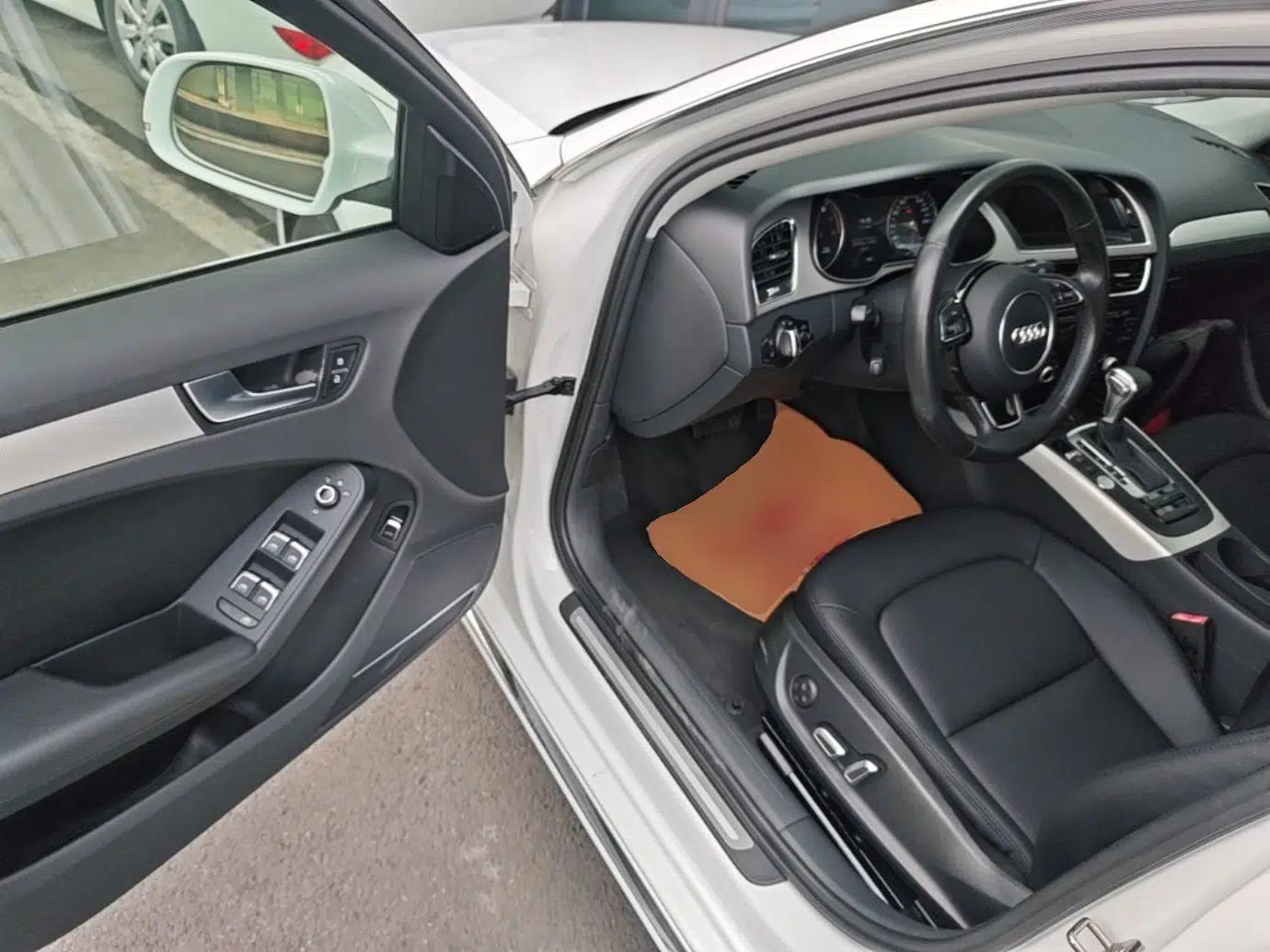 Audi A4L 2016 35 TFSI Collector's Edition Automatic Standard Model — миниатюра 18