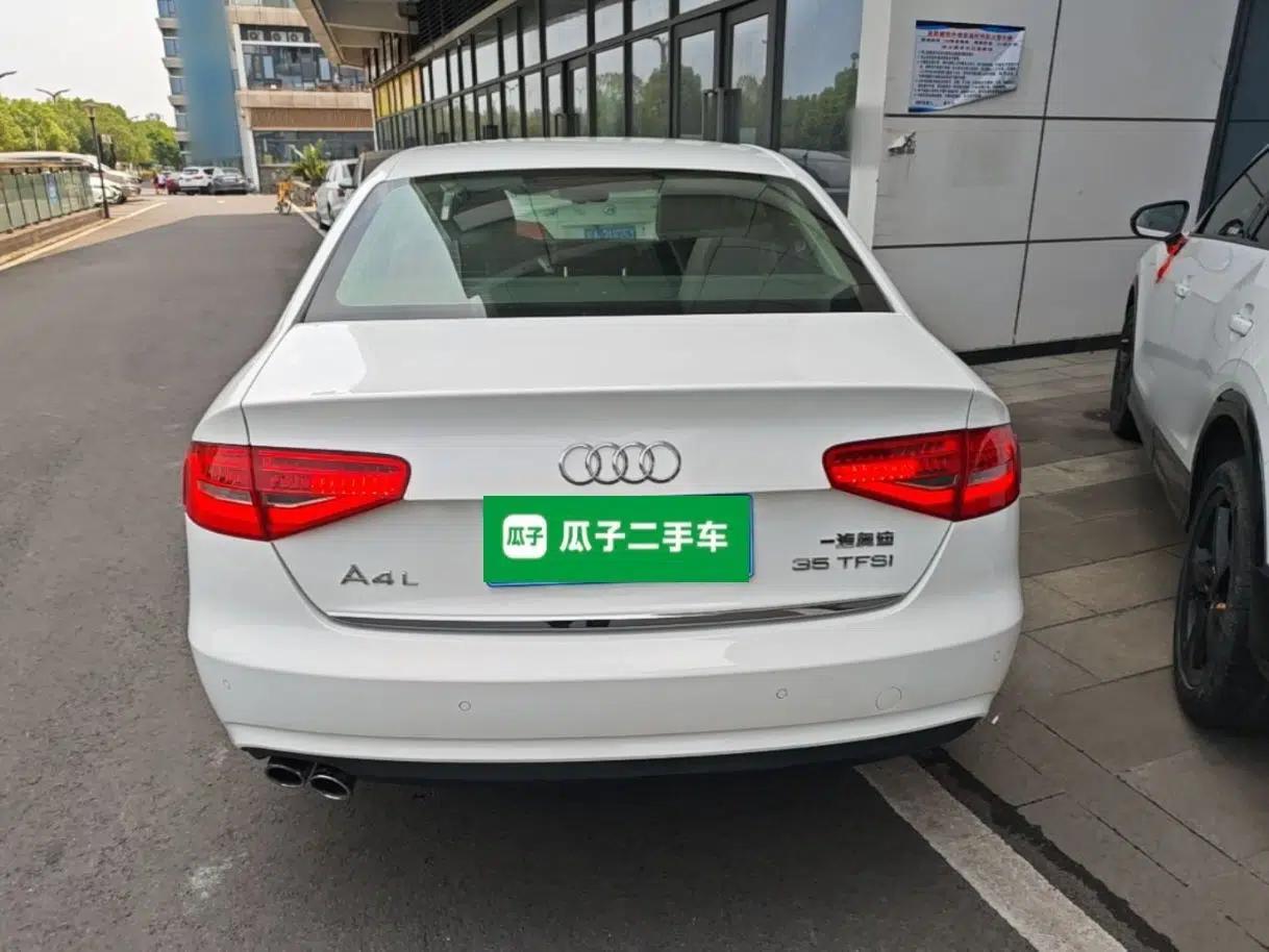 Audi A4L 2016 35 TFSI Collector's Edition Automatic Standard Model — миниатюра 5