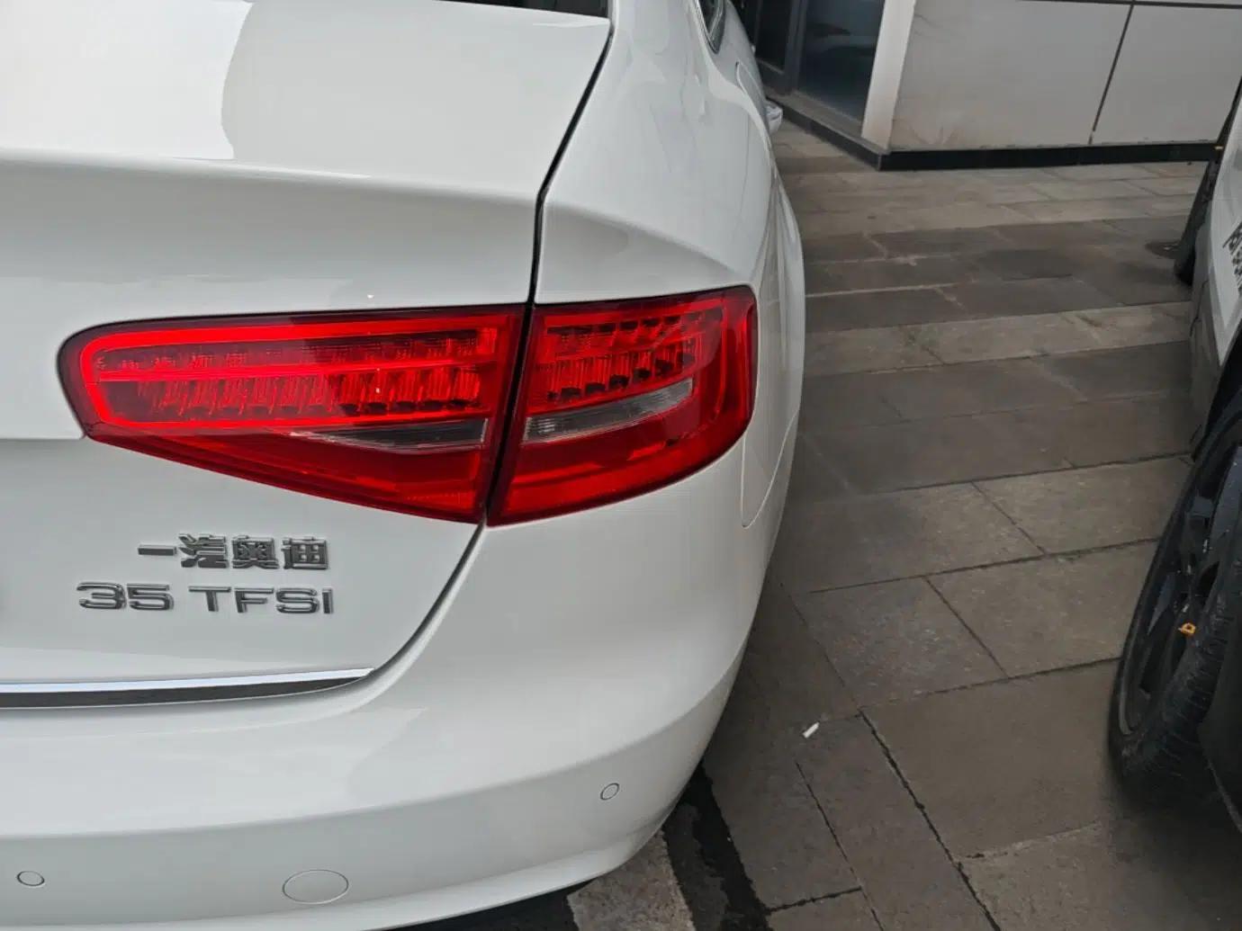 Audi A4L 2016 35 TFSI Collector's Edition Automatic Standard Model — миниатюра 9