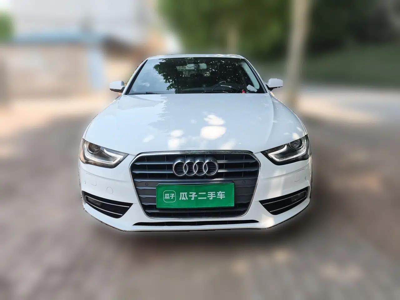 Audi A4L 2015 35 TFSI Automatic Comfort Model — миниатюра 2