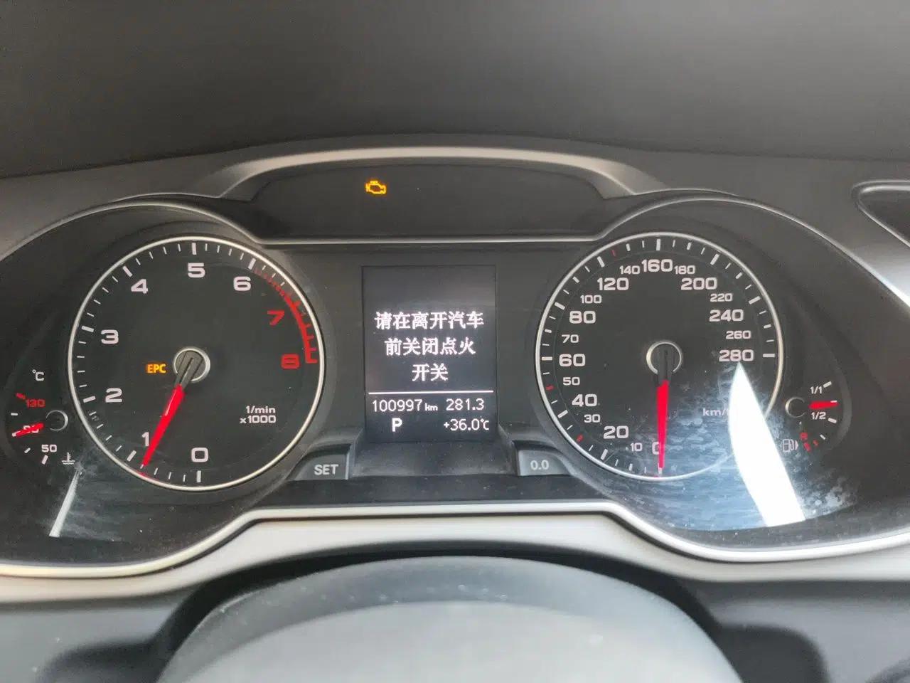 Audi A4L 2015 35 TFSI Automatic Comfort Model — миниатюра 11