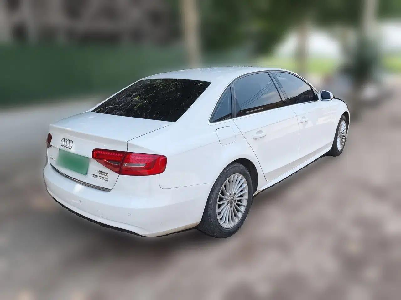 Audi A4L 2015 35 TFSI Automatic Comfort Model — миниатюра 6