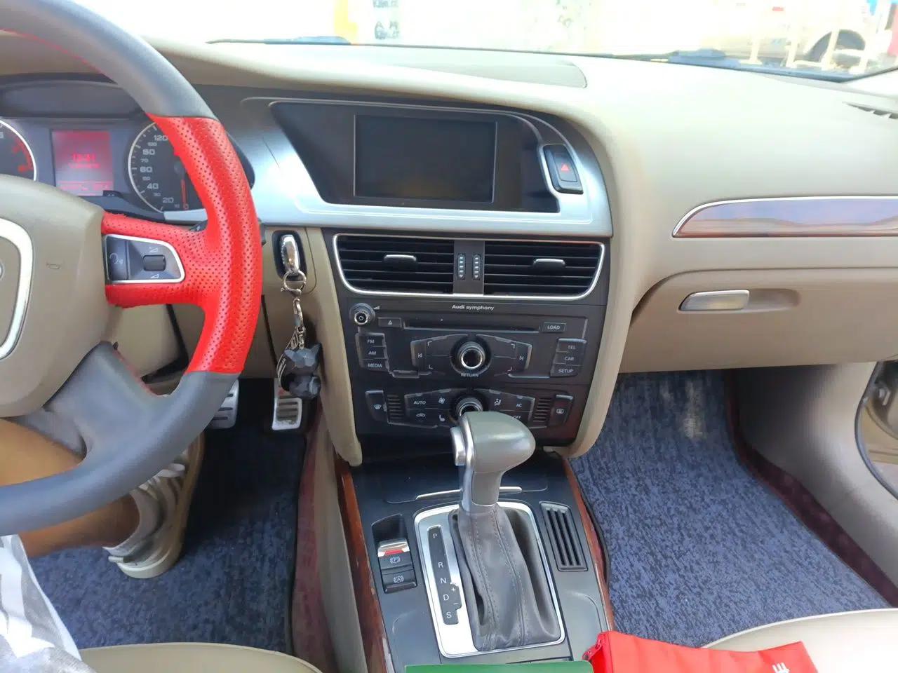Audi A4L 2012 2.0 TFSI automatic standard version — миниатюра 13