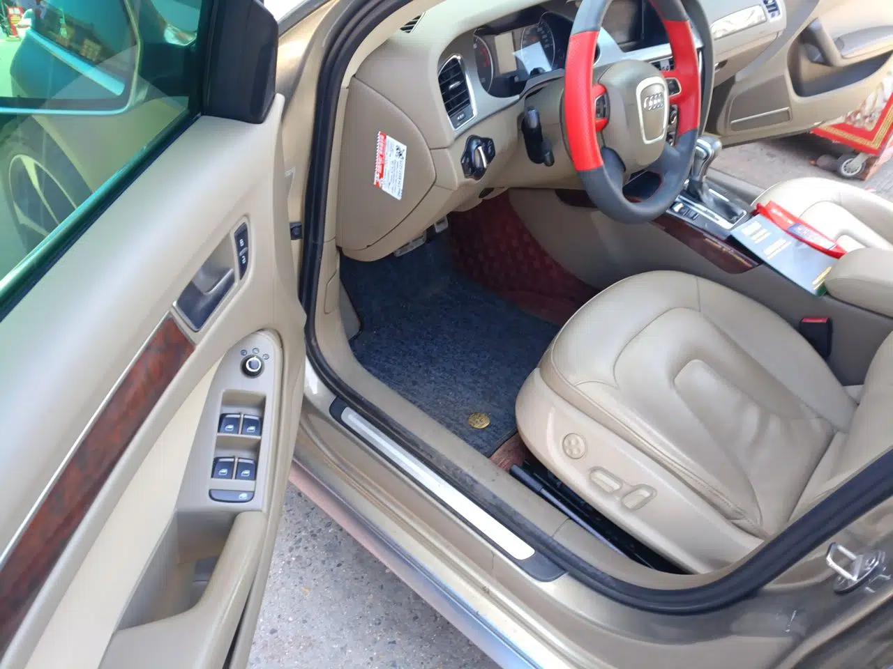Audi A4L 2012 2.0 TFSI automatic standard version — миниатюра 16