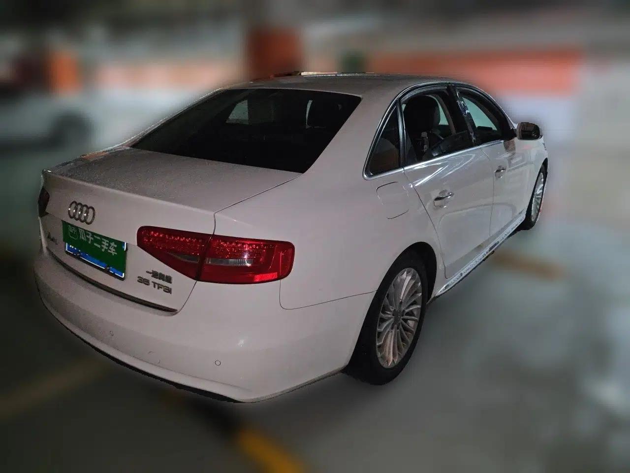 Audi A4L 2016 35 TFSI Automatic Comfort Model — миниатюра 6