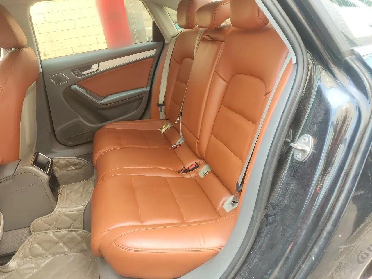 Audi A4L 2011 2.0 TFSI Standard Model — миниатюра 17