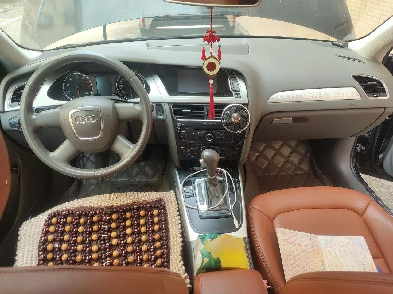 Audi A4L 2011 2.0 TFSI Standard Model — миниатюра 9