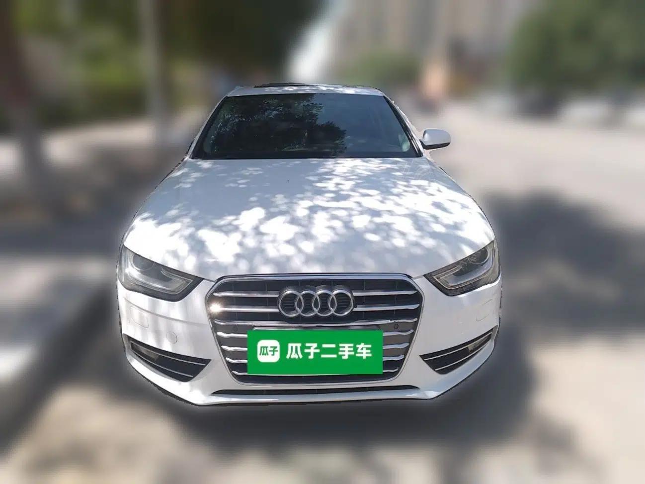 Audi A4L 2013 35 TFSI Automatic Standard Model — миниатюра 2