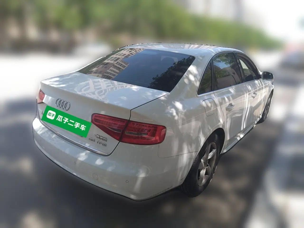 Audi A4L 2013 35 TFSI Automatic Standard Model — миниатюра 6