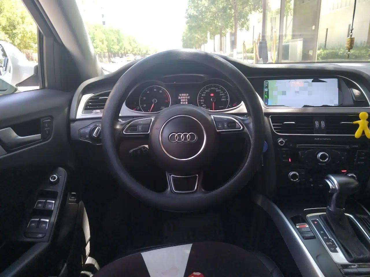 Audi A4L 2013 35 TFSI Automatic Standard Model — миниатюра 10