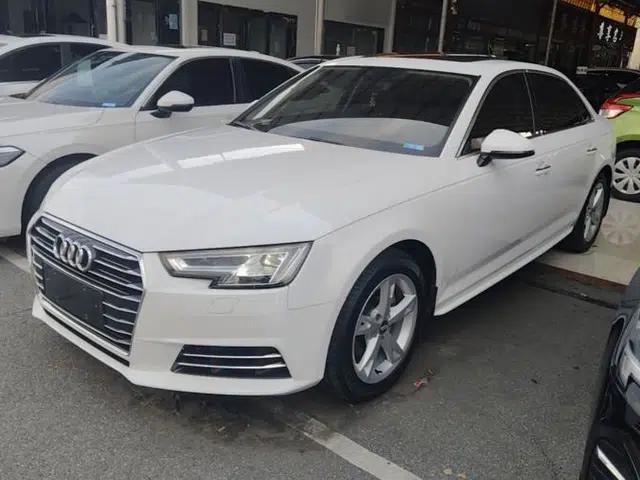 Audi A4L 2017 Plus 40 TFSI Fashion Model