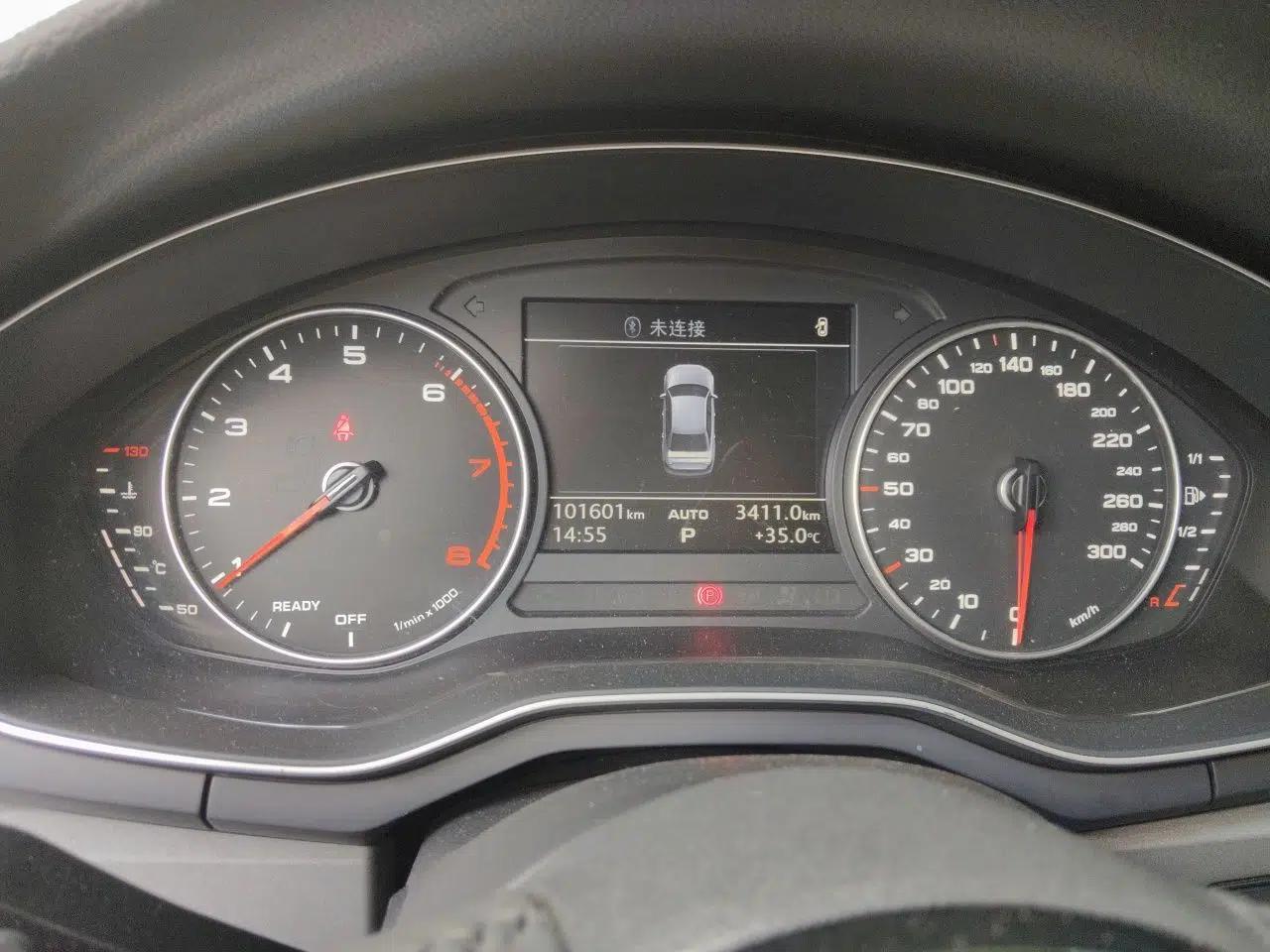 Audi A4L 2017 Plus 40 TFSI Ambition Model — миниатюра 11