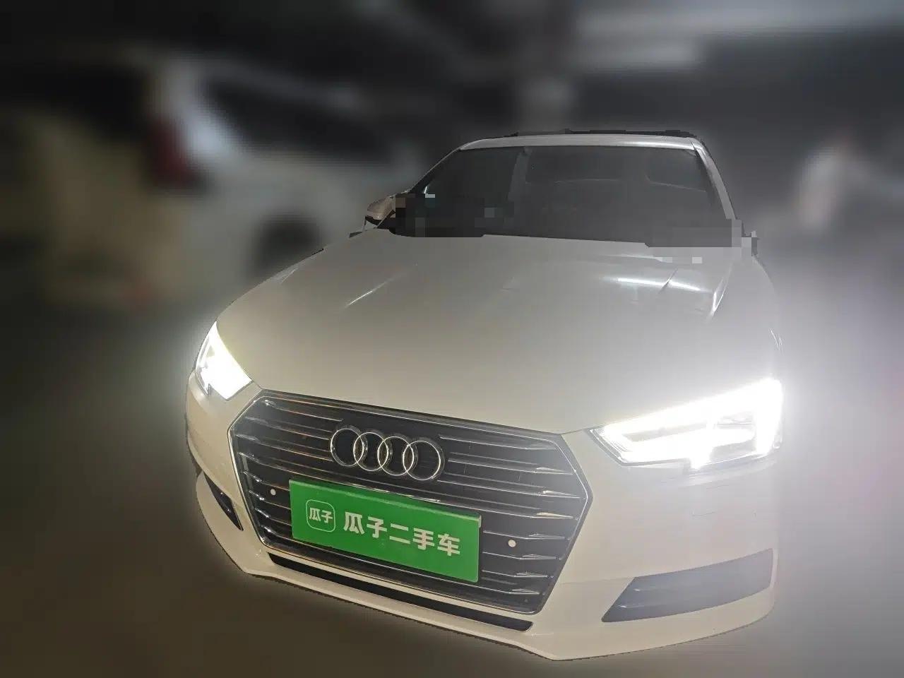 Audi A4L 2018 30th Anniversary Edition 40 TFSI Trendy Model — миниатюра 2