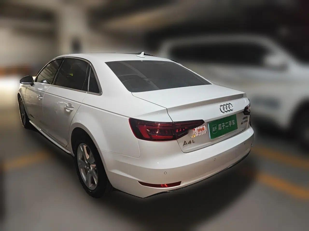 Audi A4L 2018 30th Anniversary Edition 40 TFSI Trendy Model — миниатюра 4