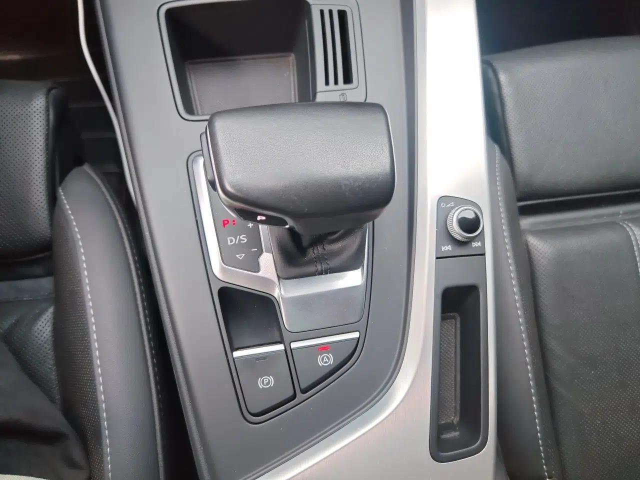Audi A4L 2020 40 TFSI Fashion Dynamic Model — миниатюра 14