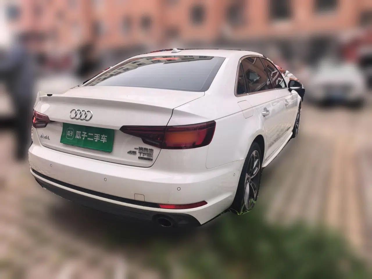 Audi A4L 2018 30th Anniversary Edition 45 TFSI quattro Sport model — миниатюра 6
