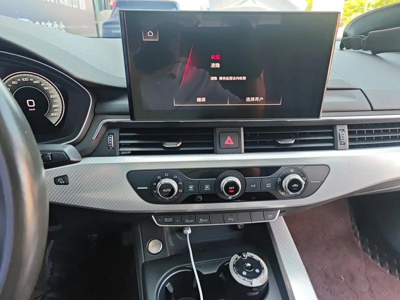 Audi A4L 2020 40 TFSI Fashionable and Elegant Model — миниатюра 13