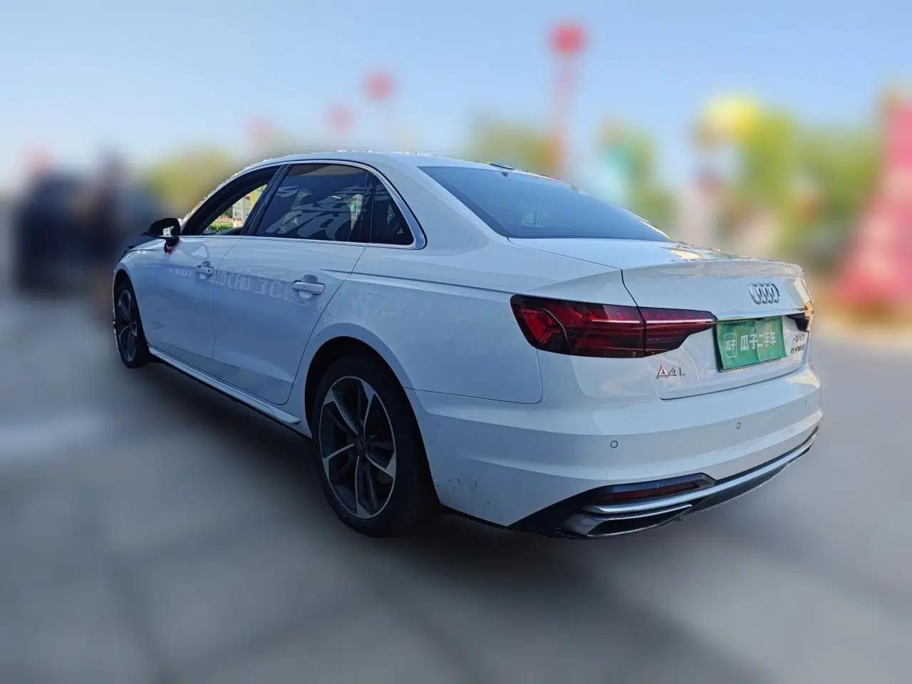Audi A4L 2020 40 TFSI Fashionable and Elegant Model — миниатюра 4