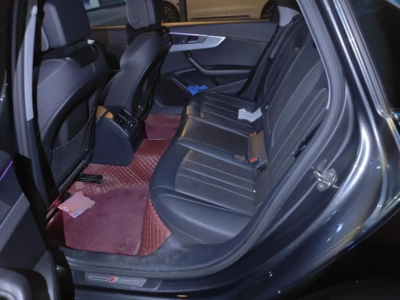 Audi A4L 2020 40 TFSI Luxury Dynamic Model — миниатюра 17
