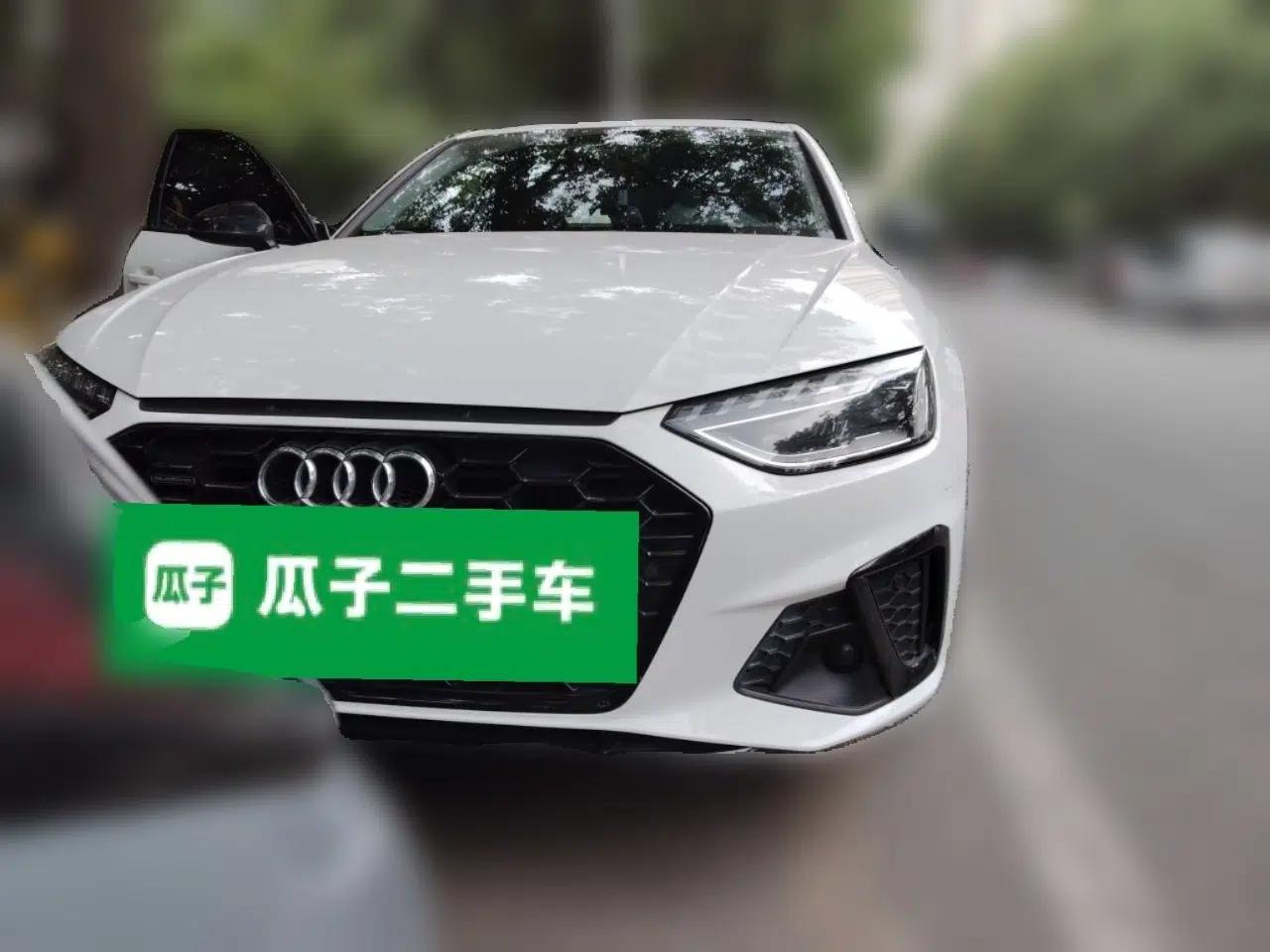 Audi A4L 2022 40 TFSI Luxury Dynamic Model — миниатюра 2