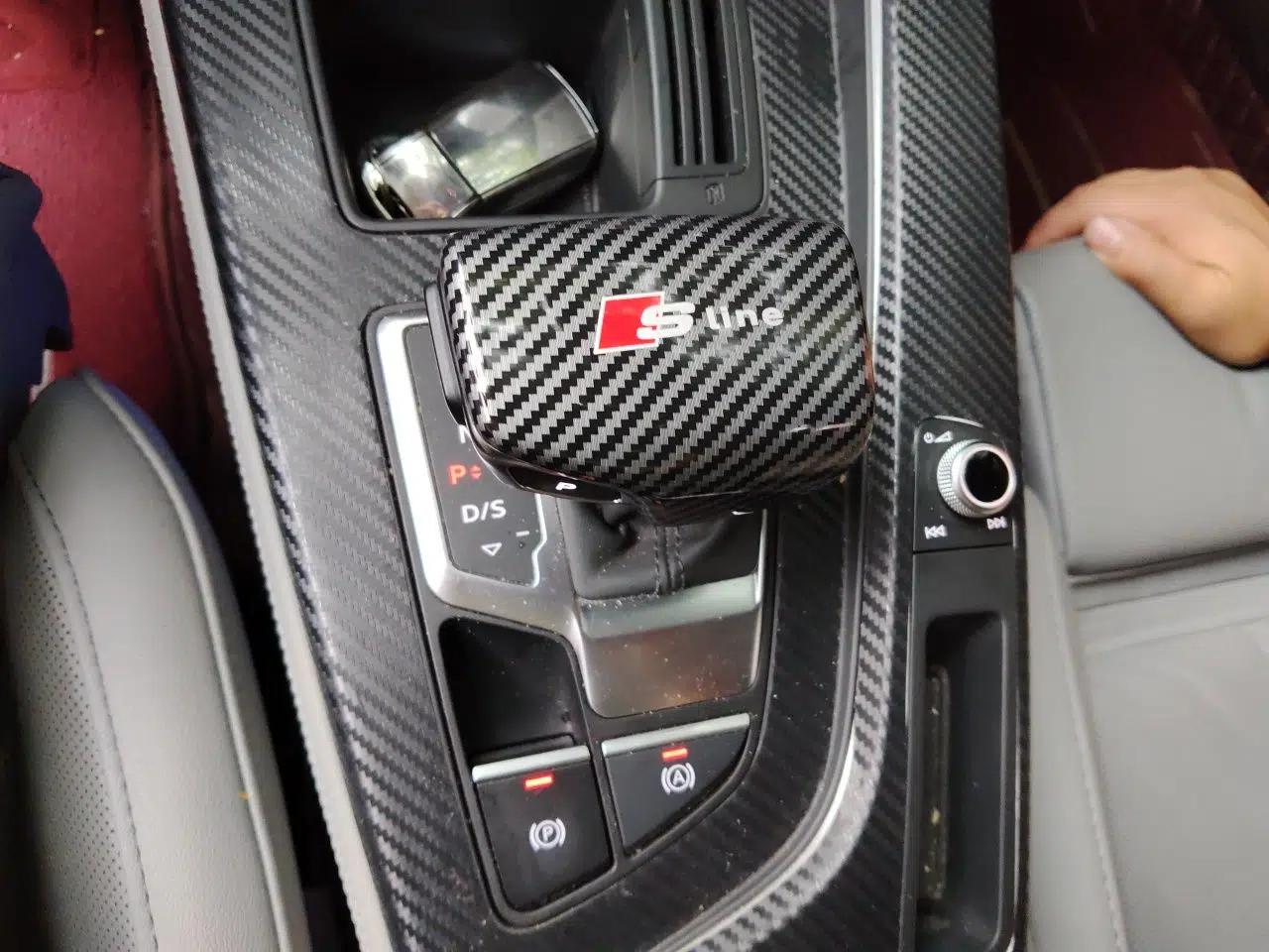 Audi A4L 2022 40 TFSI Luxury Dynamic Model — миниатюра 14