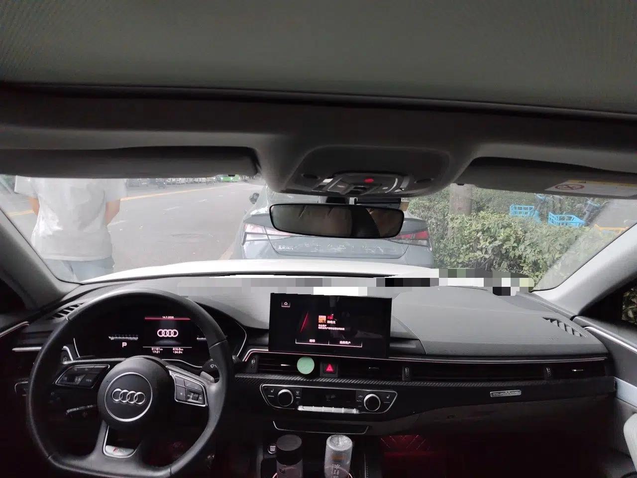 Audi A4L 2022 40 TFSI Luxury Dynamic Model — миниатюра 18